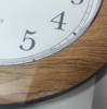 Drewnopodobny zegar ścienny Atrix T1217B 27 cm